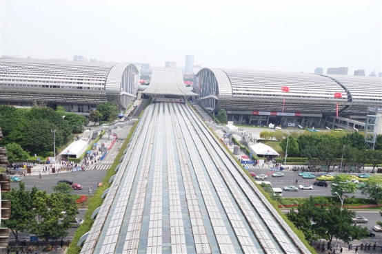 鴻潤集團參加第123屆廣交會，夏吉忠副總裁帶隊